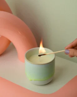 Coimbra - scented candle “Green Harmony” pastel green
