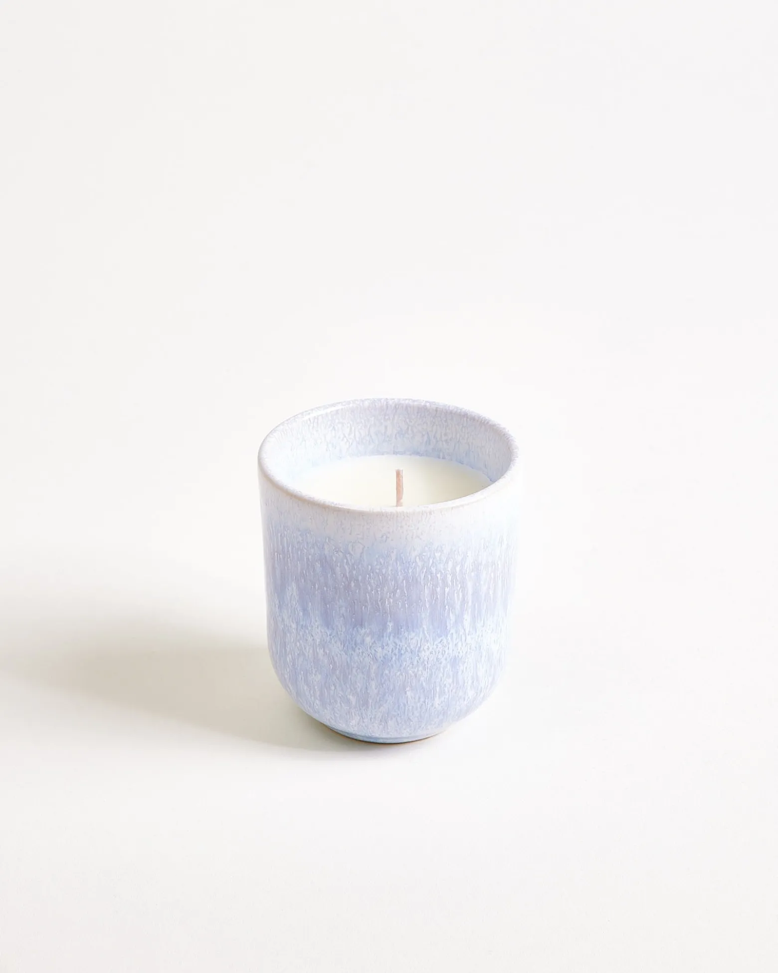 Copa Alto - Scented candle Hearth Whispers light blue