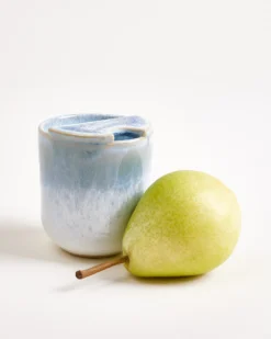 Copa Alto Set of 2 small to-go cups light blue and white