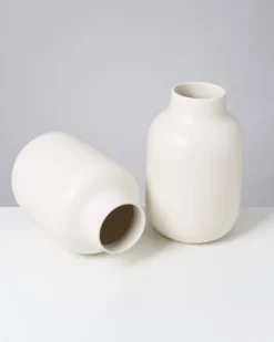 Nuno Vase L - sand matt