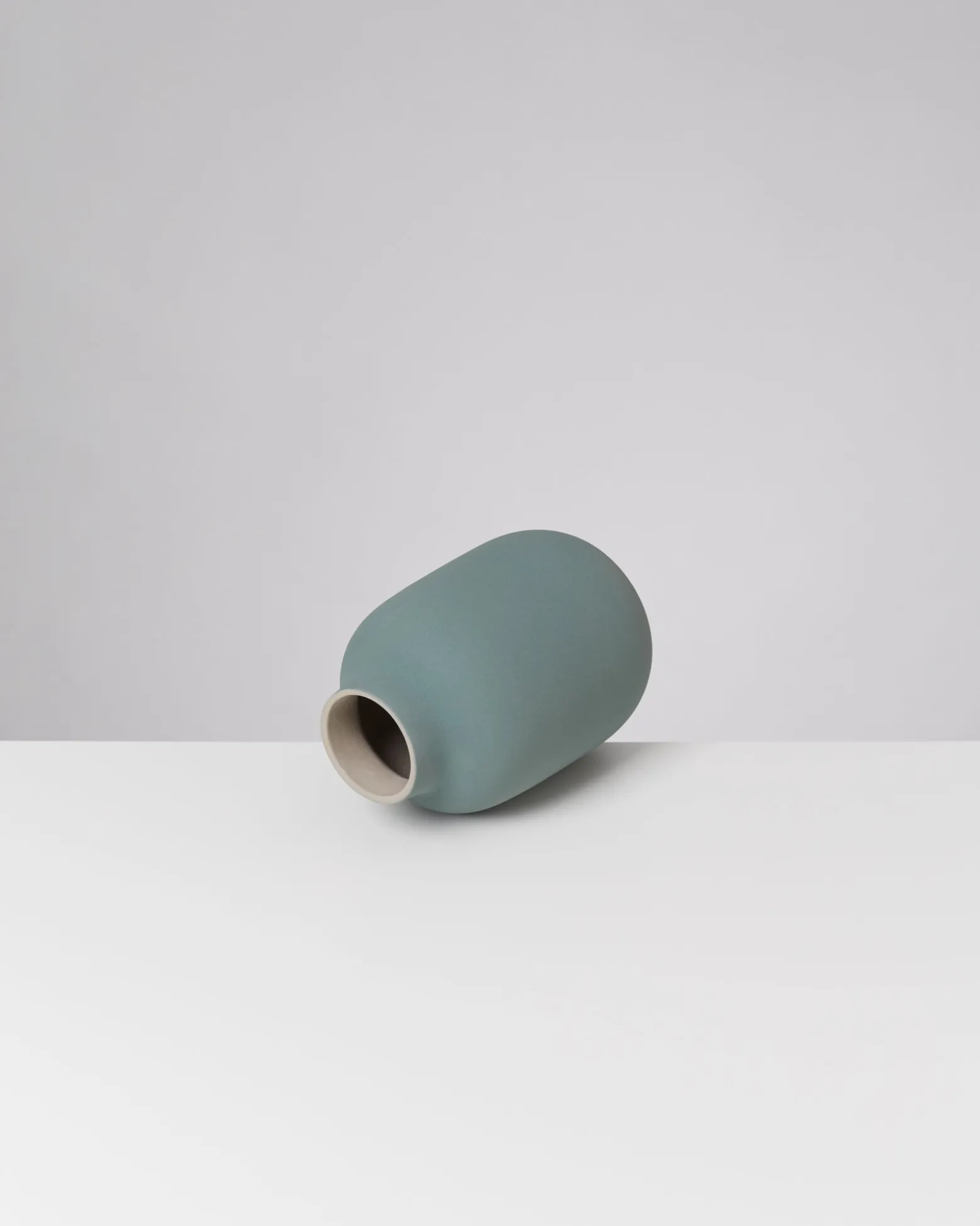 Nuno vase M - eco green