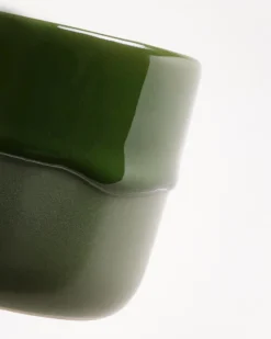 Velar - scented candle "Seaside Garden" dark green